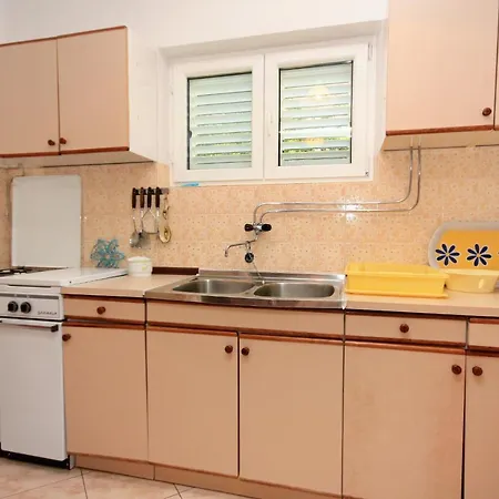 With A Parking Space Mirca, Brac - 728 Apartmán Mirce