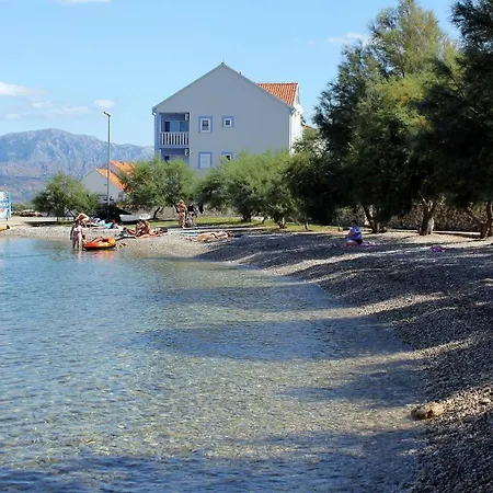 Apartments With A Parking Space Mirca, Brac - 728 Mirca (Brac)